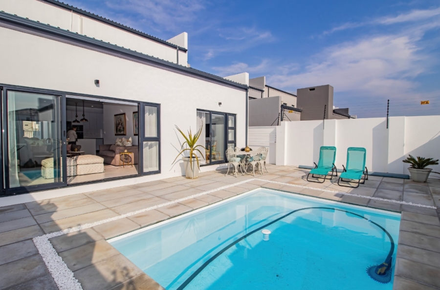 4 Bedroom Property for Sale in Sandown Western Cape